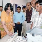 EVM में गड़बड़ी : भिंड कलेक्टर और एसपी पर गिरी गाज