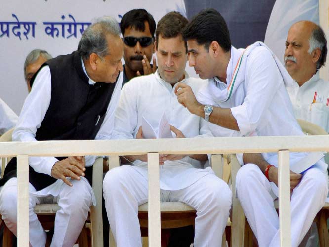 जिसे जाना है, वो जाएगा! पार्टी छोड़ कर जाने वालों से घबराने की जरूरत नहीं- राहुल गांधी